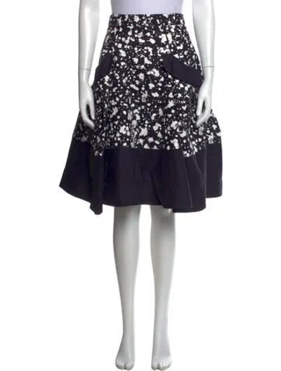 Pre-owned Carolina Herrera Printed Midi Length Skirt In Blue/white