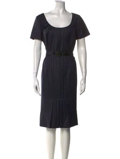 Pre-owned Carolina Herrera Scoop Neck Knee-length Dress In Blue