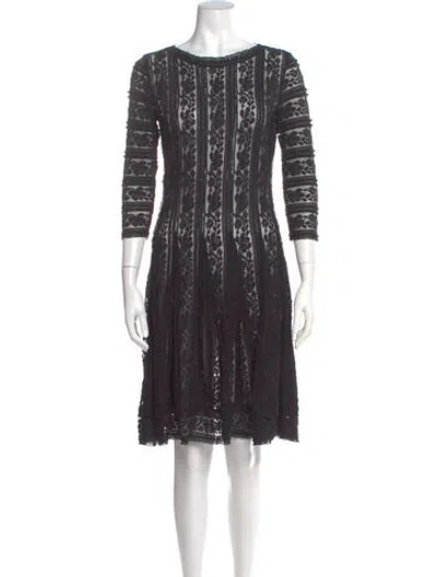 Pre-owned Carolina Herrera Scoop Neck Knee-length Dress In Gray