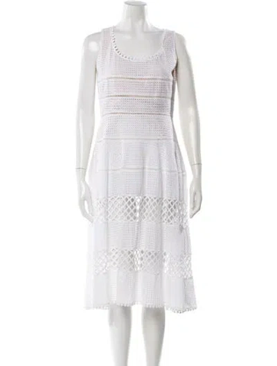 Pre-owned Carolina Herrera Scoop Neck Midi Length Dress In White