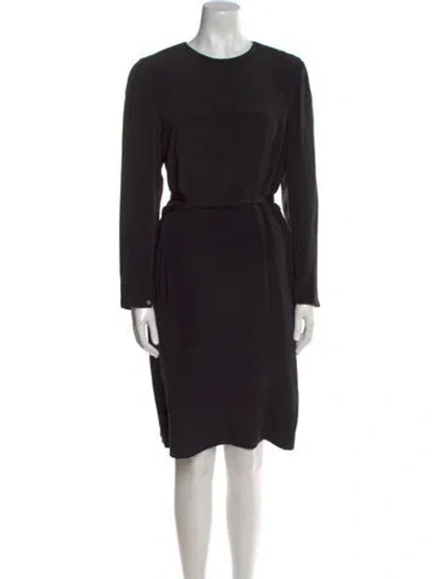 Pre-owned Carolina Herrera Silk Knee-length Dress In Black