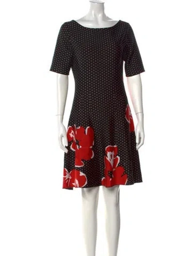 Pre-owned Carolina Herrera Silk Knee-length Dress In Black