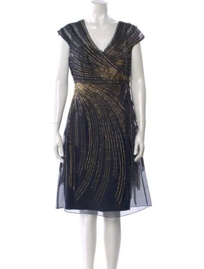 Pre-owned Carolina Herrera Silk Knee-length Dress In Blue