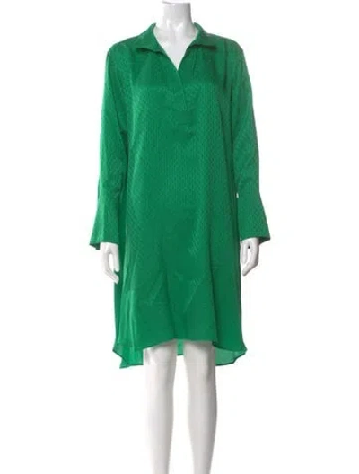 Pre-owned Carolina Herrera Silk Knee-length Dress In Green