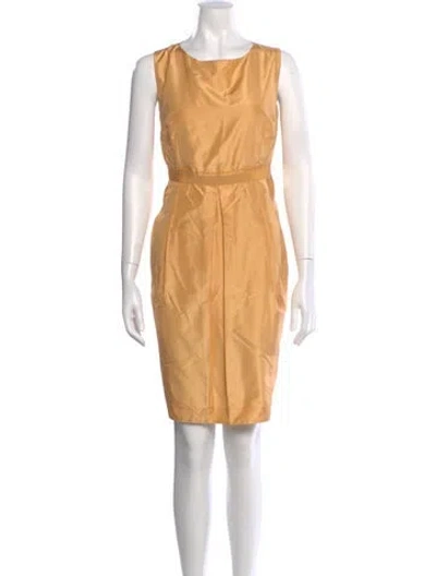 Pre-owned Carolina Herrera Silk Knee-length Dress In Neutral