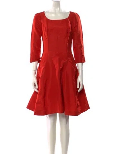 Pre-owned Carolina Herrera Silk Knee-length Dress In Orange