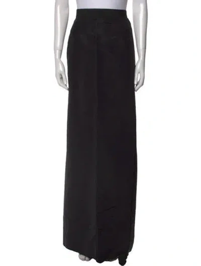 Pre-owned Carolina Herrera Silk Long Skirt In Black