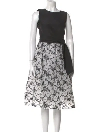 Pre-owned Carolina Herrera Silk Midi Length Dress In Black