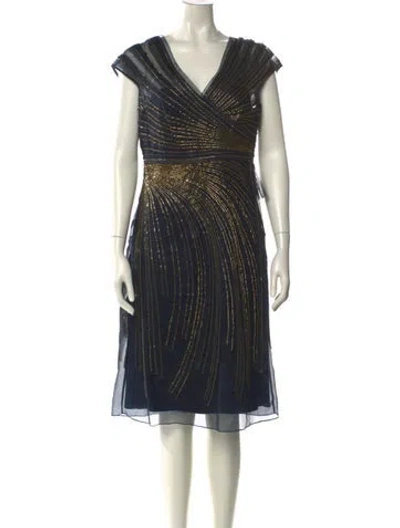 Pre-owned Carolina Herrera Silk Midi Length Dress In Blue
