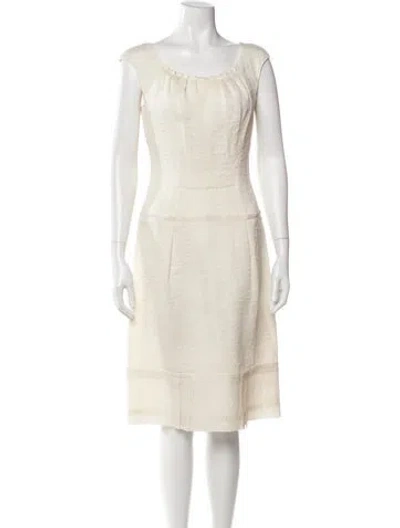 Pre-owned Carolina Herrera Silk Midi Length Dress In Neutral