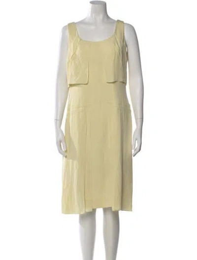 Pre-owned Carolina Herrera Silk Midi Length Dress In Yellow