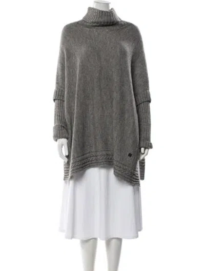 Pre-owned Carolina Herrera Turtleneck Sweater In Grey