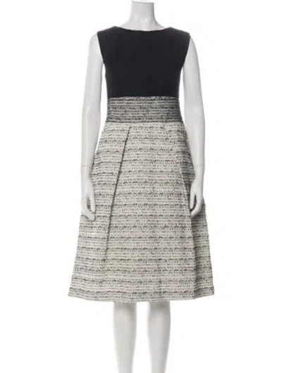 Pre-owned Carolina Herrera Tweed Pattern Midi Length Dress In Green