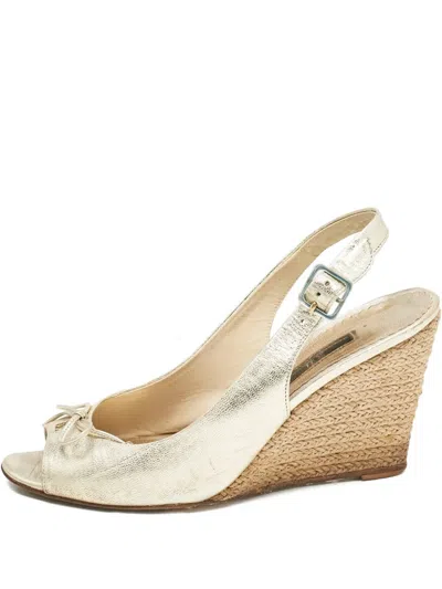 Pre-owned Carolina Herrera Vintage 1155927 Metallic In Yellow