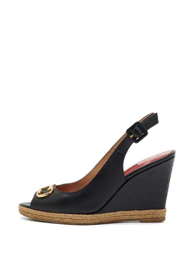 Pre-owned Carolina Herrera Vintage Initials Insignia Slingback Sandals In Black