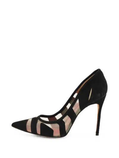 Pre-owned Carolina Herrera Vintage Pointed-toe Pumps In Black