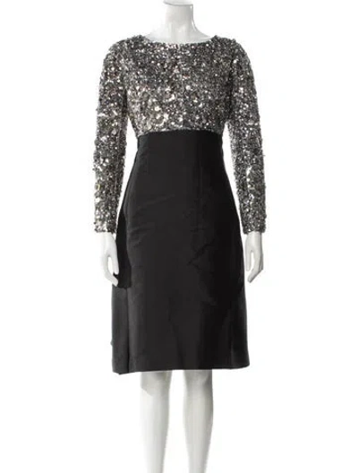 Pre-owned Carolina Herrera Virgin Wool Knee-length Dress In Black