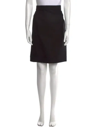 Pre-owned Carolina Herrera Virgin Wool Knee-length Skirt In Black