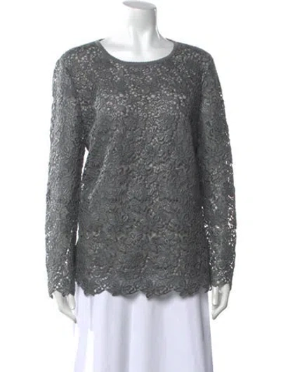 Pre-owned Carolina Herrera Virgin Wool Lace Pattern Sweater In Gray