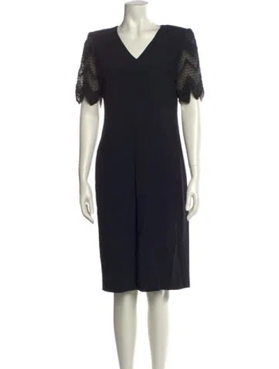 Pre-owned Carolina Herrera V-neck Knee-length Dress In Black