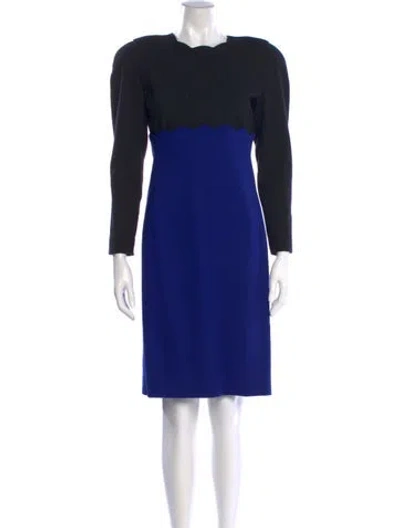 Pre-owned Carolina Herrera Wool Knee-length Dress In Blue