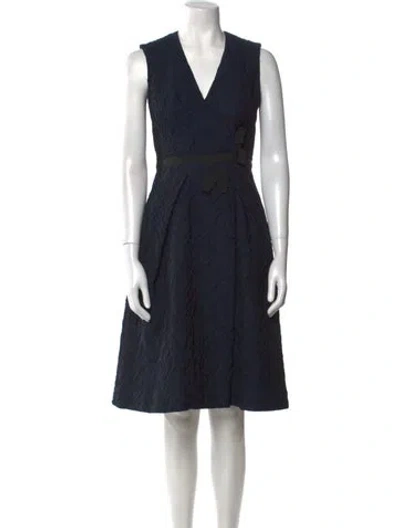 Pre-owned Carolina Herrera Wool Knee-length Dress In Blue