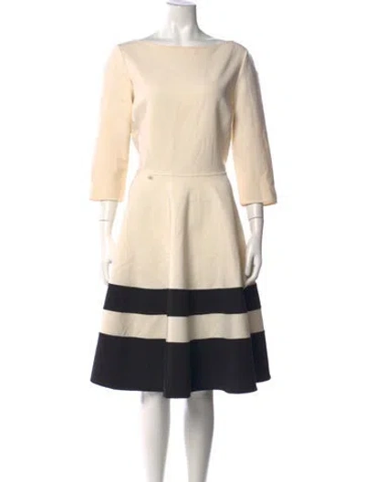 Pre-owned Carolina Herrera Wool Knee-length Dress In Neutral