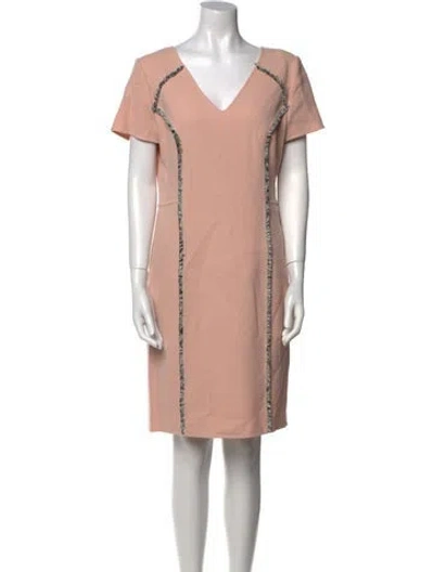Pre-owned Carolina Herrera Wool Knee-length Dress In Pink