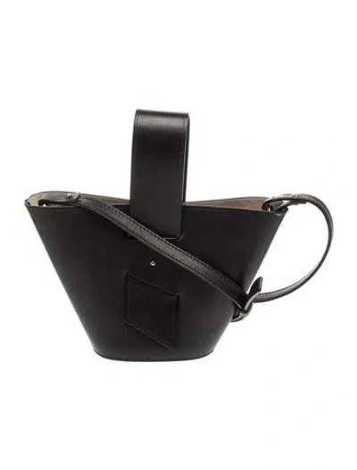 Pre-owned Carolina Santo Domingo Leather Crossbody Bag In Black