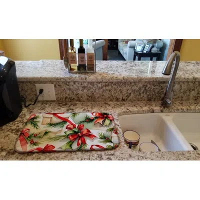 Caroline's Treasures Christmas Bows & Ribbons Dish Drying Mat In Natural