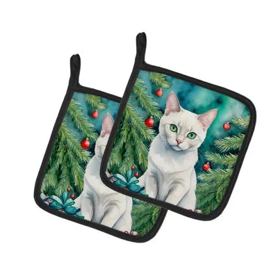 Caroline's Treasures Foreign White Cat By The Christmas Tree Pair Of Pot Holders In Multicolor
