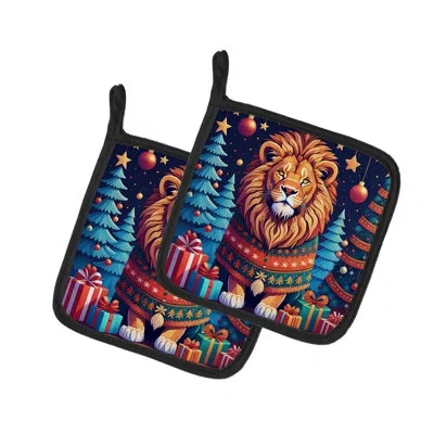 Caroline's Treasures Lion Christmas Pair Of Pot Holders In Multicolor
