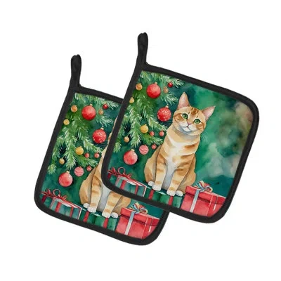 Caroline's Treasures Malayan Cat By The Christmas Tree Pair Of Pot Holders In Multicolor
