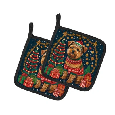 Caroline's Treasures Norfolk Terrier Christmas Pair Of Pot Holders In Multicolor