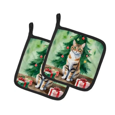 Caroline's Treasures Owyhee Bob Cat By The Christmas Tree Pair Of Pot Holders In Multicolor