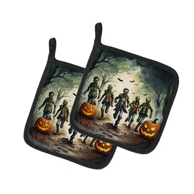Caroline's Treasures Zombies Spooky Halloween Pair Of Pot Holders In Multicolor