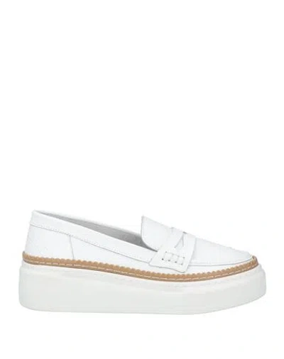 Carpe Diem Woman Loafers White Size 10 Leather