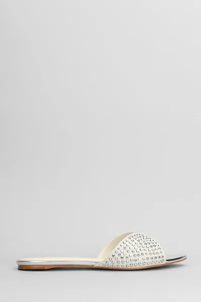 Carrano Flats In White