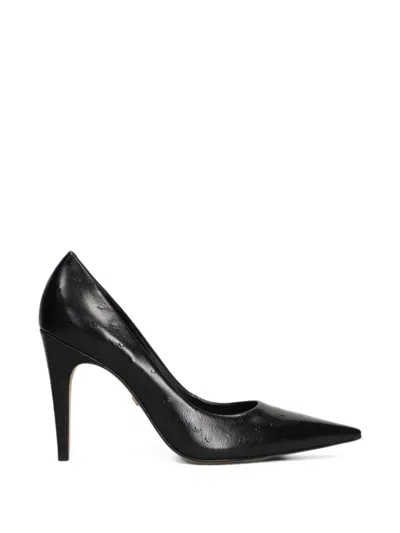 Carrano Gio Pointed-toe Pumps In Black