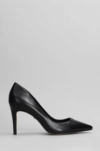 Carrano Pumps In Black