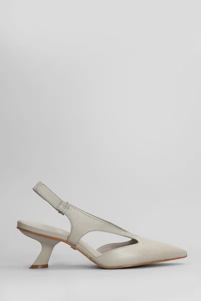 Carrano Pumps In Grey