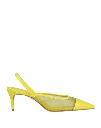 Carrano Woman Pumps Yellow Size 7 Leather, Textile Fibers