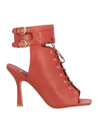 Carrano Woman Sandals Brick Size 10 Leather In Red