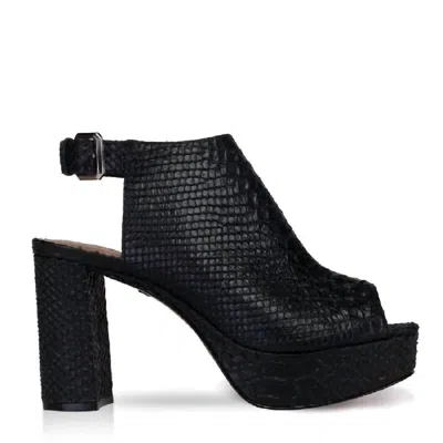 Carrano Women's Snake Leather Platform In Black