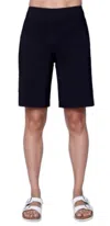 Carre Noir Bermuda Shorts In Black In Black