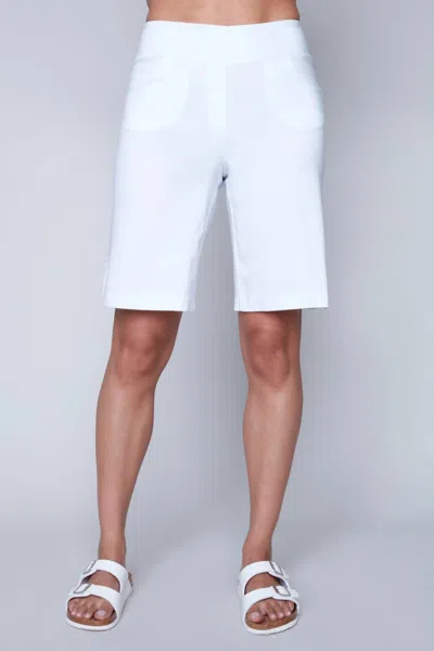 Carre Noir Perfect Short In White