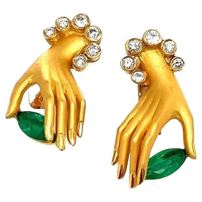 Pre-owned Carrera Y Carrera 18kt Yg Hand Earrings With 0.69cts. Emerald & 0.18cts Diamond In Green