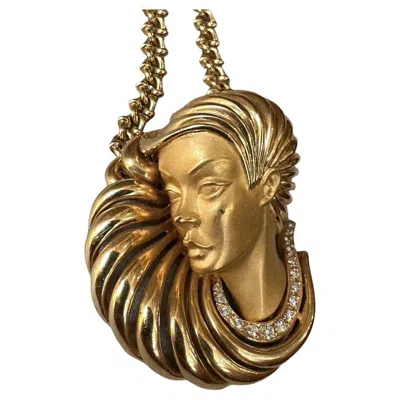 Pre-owned Carrera Y Carrera Sculpted Lady's Face Pendant Necklace In 18k Yellow Gold