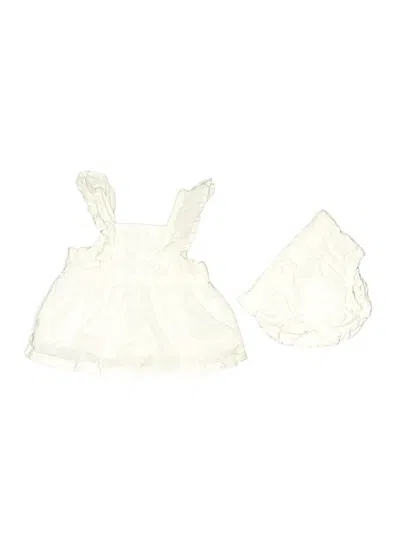 Pre-owned Carter's Babies' Dress In Yellow