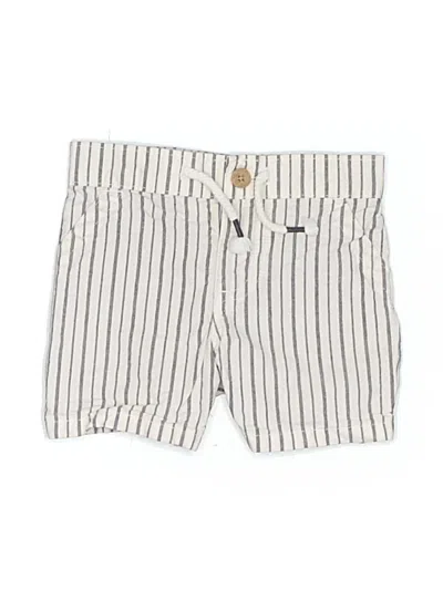 Pre-owned Carter's Babies' Shorts In Ivory